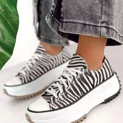 Levency Sawtooth Platform Lace Up Snakers