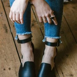 Levency Ankle Strap Flats Sandal