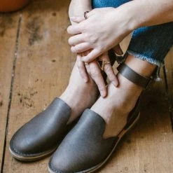 Levency Ankle Strap Flats Sandal