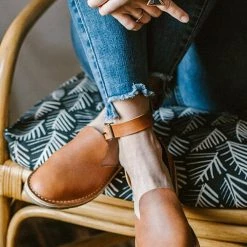 Levency Ankle Strap Flats Sandal