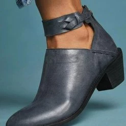Levency Chunky Heel Zipper Ankle Booties