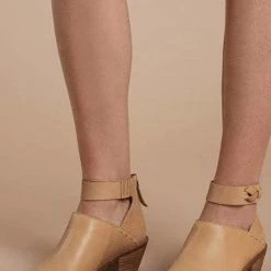 Levency Chunky Heel Zipper Ankle Booties