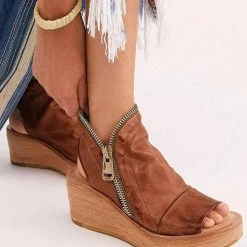 Levency Open Toe Side Exposed Zipper Wedge