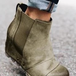 Levency New In Vintage Wedge Non Shell Boots 21 Levency New In Vintage Wedge Non Shell Boots