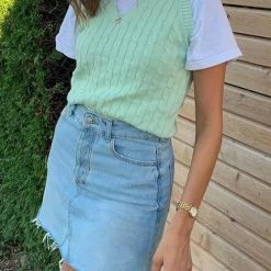 Levency V Neck Sleeveless Knit Tank Top