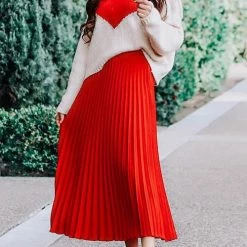 Levency New In Red Heart O Neck Sweater