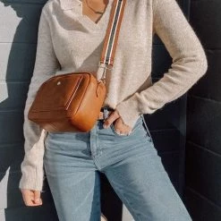 Levency New In V Turndown Collar Sweater