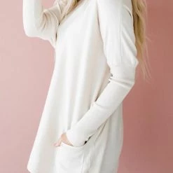 Levency Pockets Long Sleeve Loose T Shirt