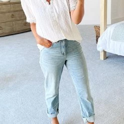 Levency Lace V Neck Puff Short Sleeves Blouses 30 Levency Lace V Neck Puff Short Sleeves Blouses