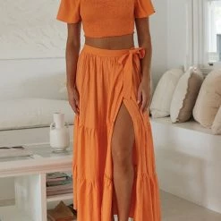 Levency Crop Layer Knot Maxi Skirts Set