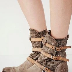Levency Boho Leather Buckle Ankle Flat Boot