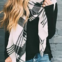 Levency Plaid Ripped Hem Scarf