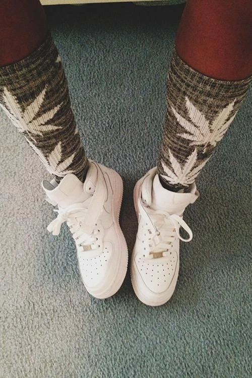 Levency Maple Leaf Couples Socks 1 Levency Maple Leaf Couples Socks