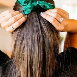 Levency New In Bow Velvet Scrunchie 17 Levency New In Bow Velvet Scrunchie