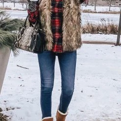 Levency Pockets Sleeveless Faux Fur Vest New In