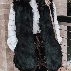 Levency Pockets Sleeveless Faux Fur Vest New In