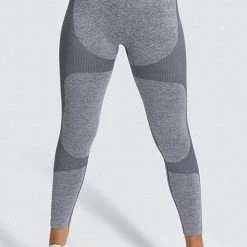 Levency Seamless Bra Leggings Set