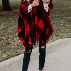 Levency Plaid Tassles Scarf