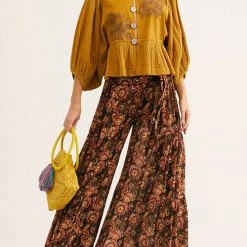 Levency Print Belted Palazzo Pant