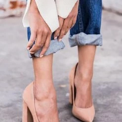 Levency New In Classic Pointed Toe Chunky Pump