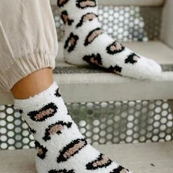 Levency New In Leopard Pattern Coral Fleece Socks