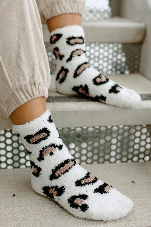Levency New In Leopard Pattern Coral Fleece Socks 1 Levency New In Leopard Pattern Coral Fleece Socks