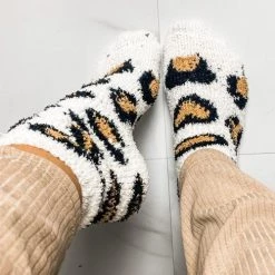 Levency New In Leopard Pattern Coral Fleece Socks 16 Levency New In Leopard Pattern Coral Fleece Socks
