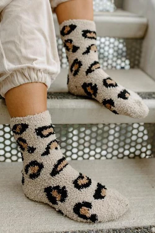 Levency New In Leopard Pattern Coral Fleece Socks 2 Levency New In Leopard Pattern Coral Fleece Socks