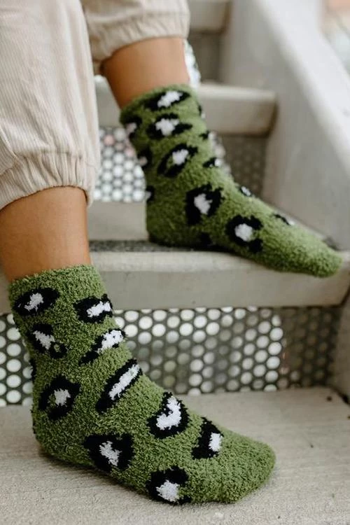 Levency New In Leopard Pattern Coral Fleece Socks 4 Levency New In Leopard Pattern Coral Fleece Socks