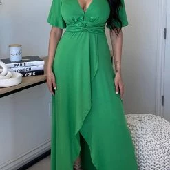 Levency Keep Your Confidence Maxi Dress