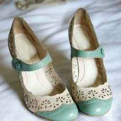 Levency Hollow High Heel Pumps New In