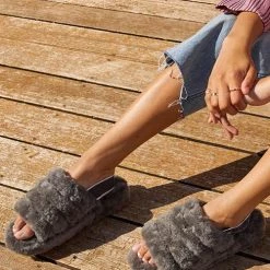 Levency New In Fuzzy Platform Sandals