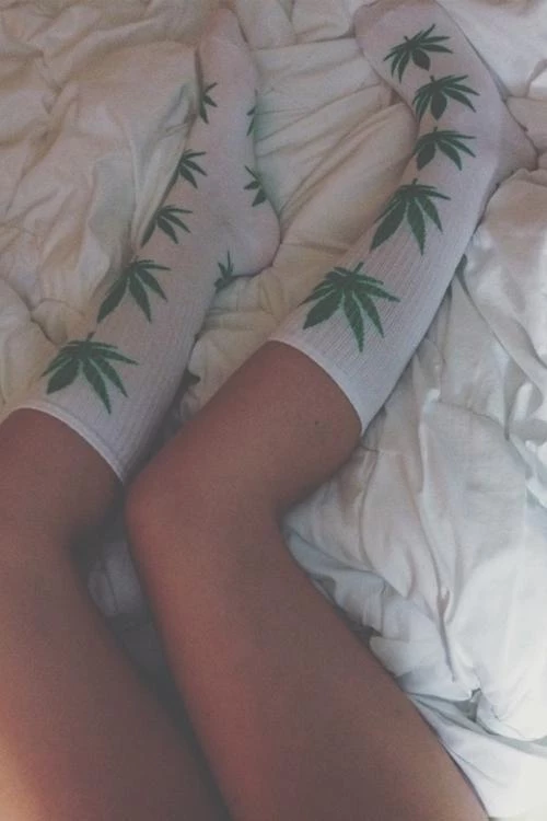 Levency Maple Leaf Couples Socks 2 Levency Maple Leaf Couples Socks